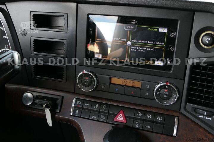 Autonkuljetusauto MERCEDES-BENZ Actros 2443 Autotransp. Kässbohrer 2-Tanks Retar