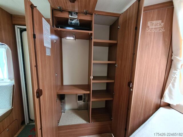 Pusiau integruotas kemperis CARADO T 345 *SAT + TV*Panorama-Dach*Markise*AHK*