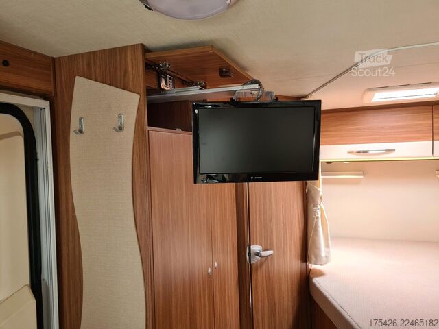 Pusiau integruotas kemperis CARADO T 345 *SAT + TV*Panorama-Dach*Markise*AHK*