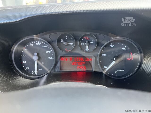 Yükleme platformu Iveco Daily 35S12D 2.3 345 Euro 6 Trekgewicht 3500kg ...