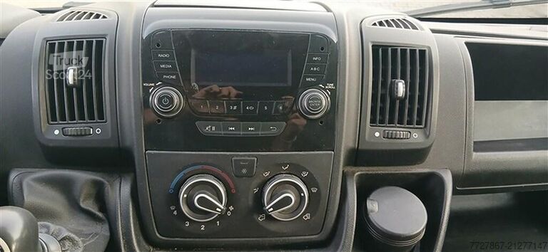 Furgon z wysokim dachem Citroen Jumper 33 L2H2 2.2 bluehdi 140cv S&S Business...