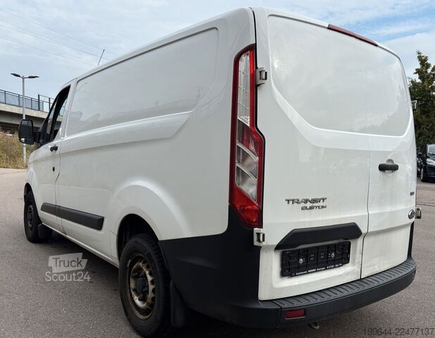 Dodávka s vysokou střechou FORD Transit Custom 2.0 TDCI ,260 Startup