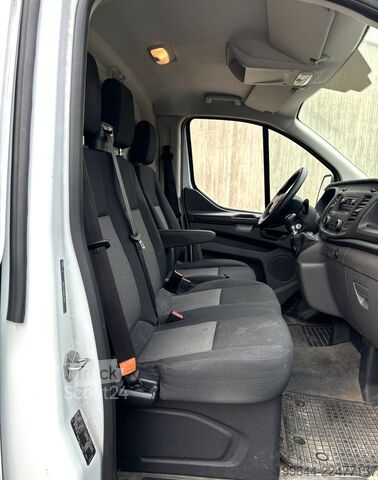 Dodávka s vysokou střechou FORD Transit Custom 2.0 TDCI ,260 Startup