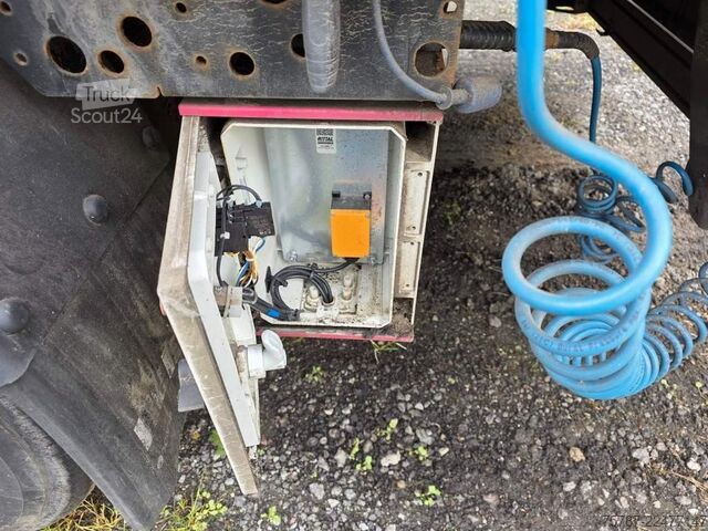 Sættevogn med walking floor REISCH 65 cbm Schubboden, Lift, SAF Scheibe