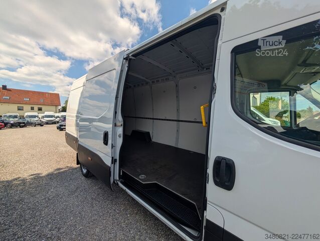 Magas tetős furgon IVECO DAILY 35S18V L4H2 *AUTOMATIK* *NEUWERTIG* 176 PS