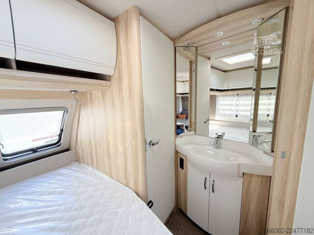 Caravana HOBBY De Luxe 400 SFe Modelljahr 2027 ausgestellt!
