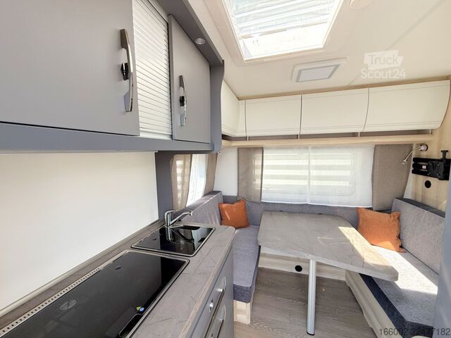 Caravana HOBBY De Luxe 400 SFe Modelljahr 2027 ausgestellt!