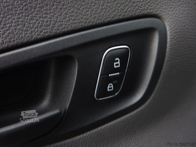 Microbuz FORD Transit Kombi 350 L2H2 Trend Autm SYNC4 ACC Kam