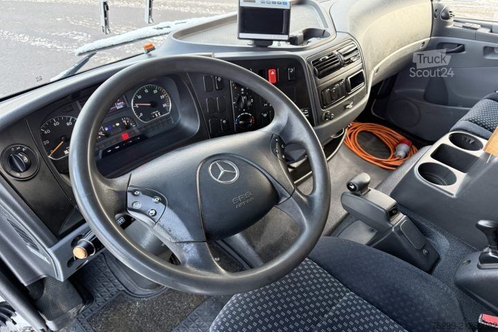 Camión frigorífico Mercedes-Benz Atego 1022 4x2 Kühlkoffer+HB / Swiss-Vehicle