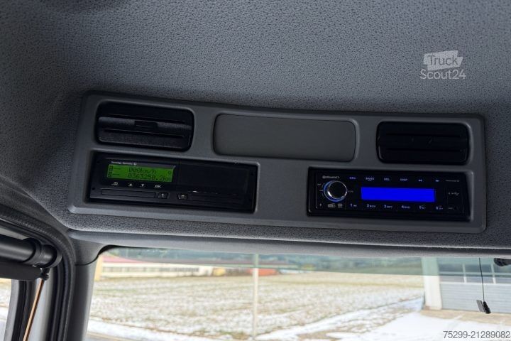 Camión frigorífico Mercedes-Benz Atego 1022 4x2 Kühlkoffer+HB / Swiss-Vehicle