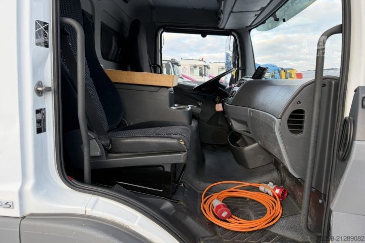 Camión frigorífico Mercedes-Benz Atego 1022 4x2 Kühlkoffer+HB / Swiss-Vehicle