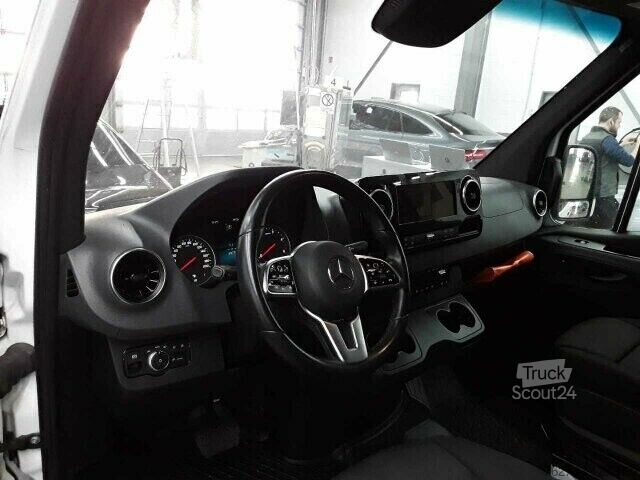 Bestelwagen met verhoogd dak Mercedes-Benz Sprinter 319 CDI Hochdach L4H2 Automatik AHK