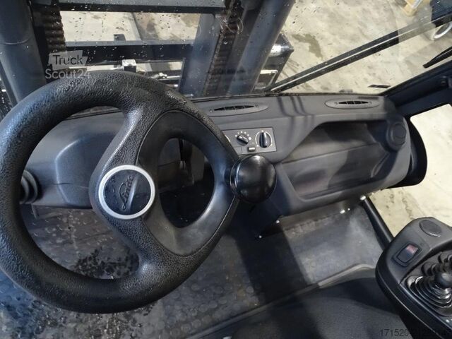 Frontstapler Linde H80T-02/900 - Motor NEU