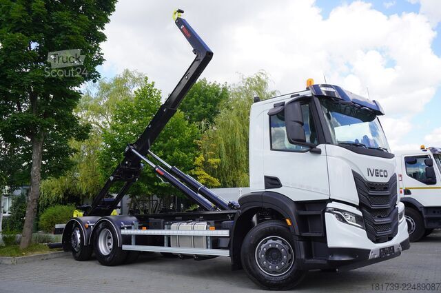 Pacelšanas āķis Iveco X-Way AT280X46Y/PS / 2026 / HIAB 21 t