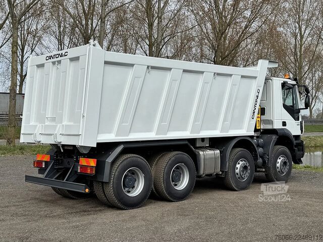Kamion za otkači Iveco Trakker AD410T42H Tipper Truck