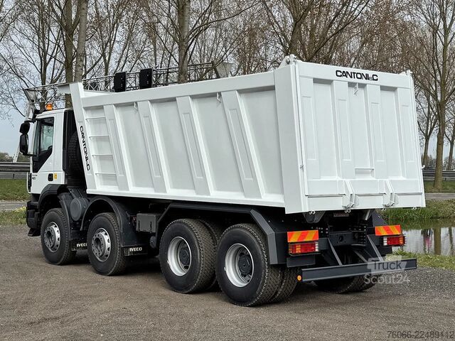 Kamion za otkači Iveco Trakker AD410T42H Tipper Truck