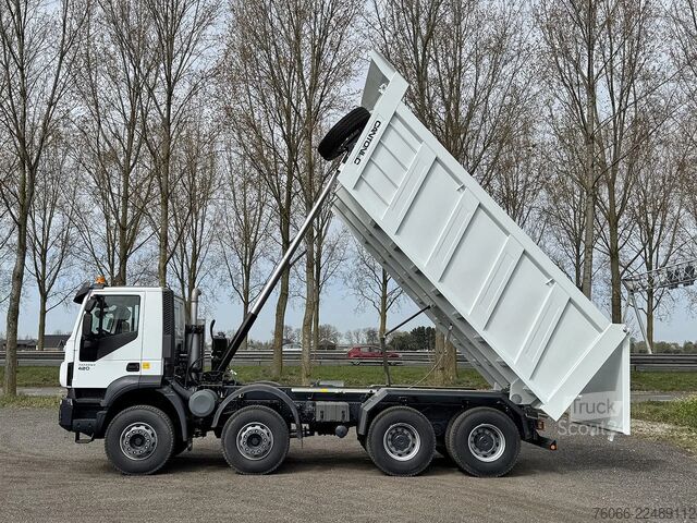 Kamion za otkači Iveco Trakker AD410T42H Tipper Truck
