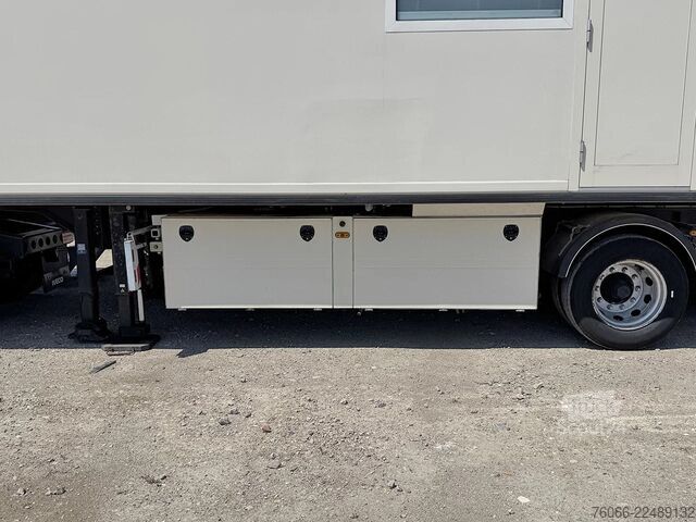 Bulthuis TSAA 54 Przyczepa Szpitalna (szpital polowy) Bulthuis TSAA 54 Medical Hospital Trailer