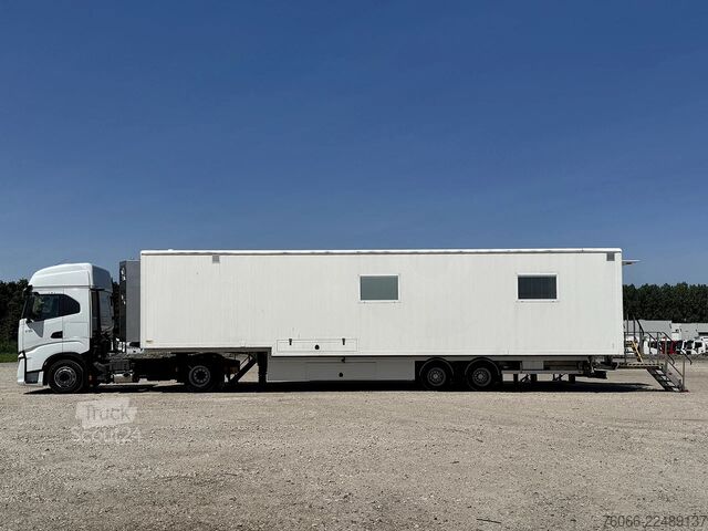 Smit STO-1030 medicinska bolnička prikolica Smit STO-1030 Medical Hospital Trailer