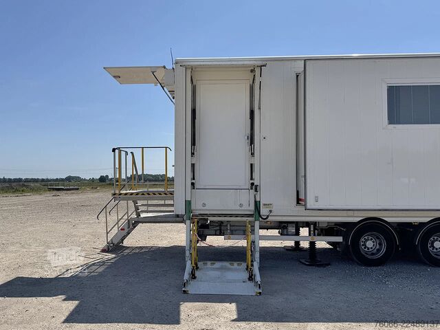 Smit STO-1030 medicinska bolnička prikolica Smit STO-1030 Medical Hospital Trailer