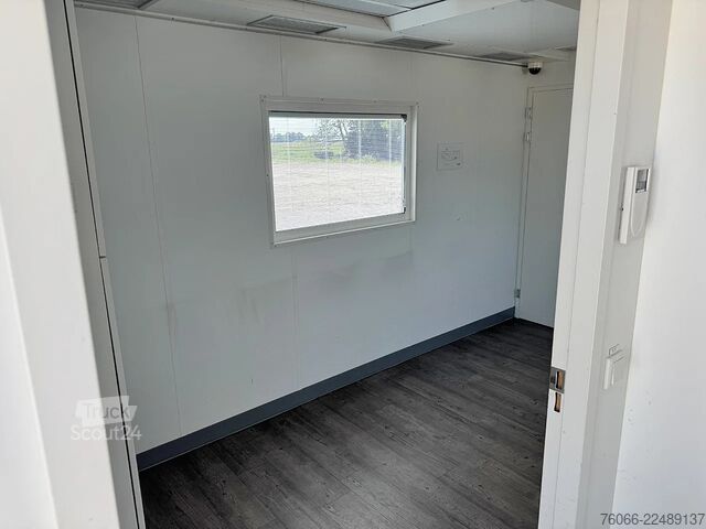Smit STO-1030 medicinska bolnička prikolica Smit STO-1030 Medical Hospital Trailer