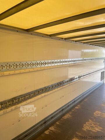 Sandučar kamion MAN TGL 12.250 Koffer Ladebordwand BÄR Navi