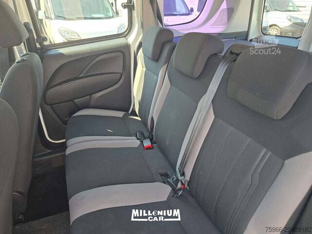 Minibus FIAT DOBLÒ 5 POSTI 1.6MJT 2022 KM 108000