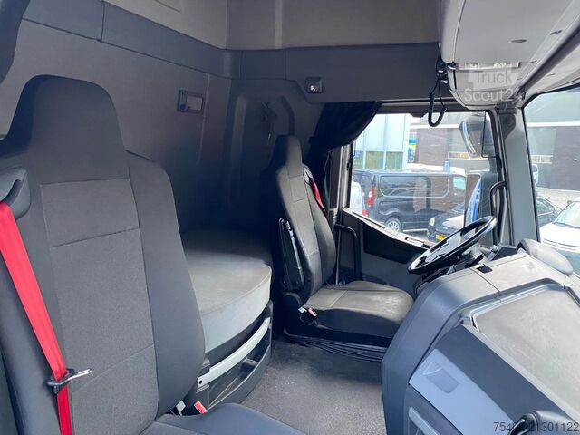 Standartinis-SZM Renault T460 / Automatic / Full Air