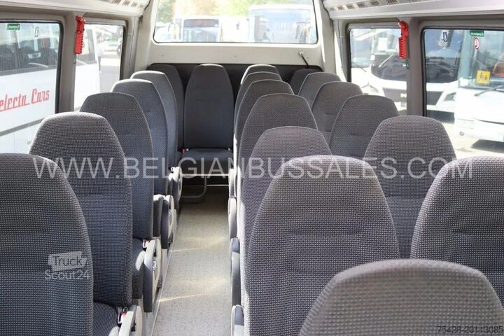 Minibus Mercedes Sprinter Transfer 55
