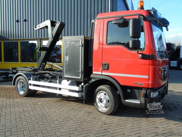 Containertransport (haakarmsysteem) MAN TGL 8.150 + EURO 6