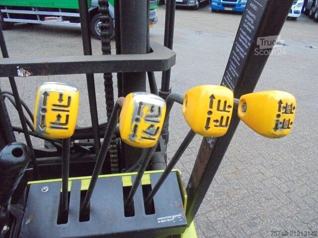 Iekrāvējs Clark GCX 40 + LPG