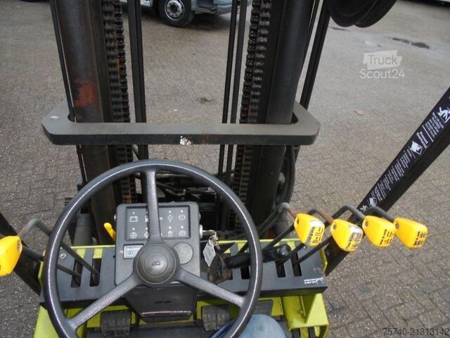 Iekrāvējs Clark GCX 40 + LPG