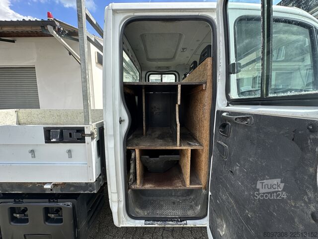 Pritschenwagen Iveco Daily 29L11 Doka  TÜV   AHK   2x VORHANDEN   REGAL