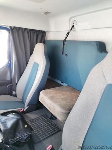 Plandeka Volvo FL 280