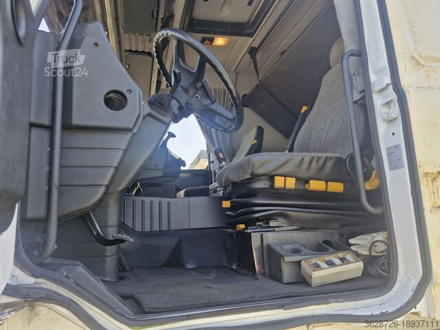 Standaardtrekker SCANIA 143 M