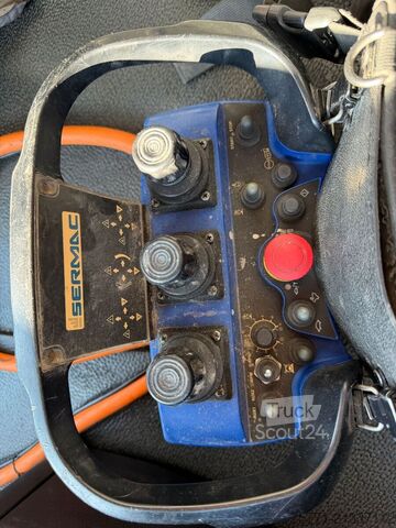 Betono siurblys Mercedes-Benz AROCS 4445 8x4 EURO6 POMPA DO BETONU SERMAC 5RZ46