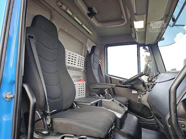 Jäähdytetyt/pakastetut kuljetukset IVECO 120E22 EUROCARGO ATP