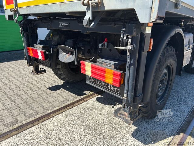 LKW mit Pritsche (offen) UNIMOG U20 / Palfinger PK 9001 + Funk