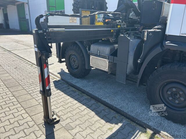 LKW mit Pritsche (offen) UNIMOG U20 / Palfinger PK 9001 + Funk