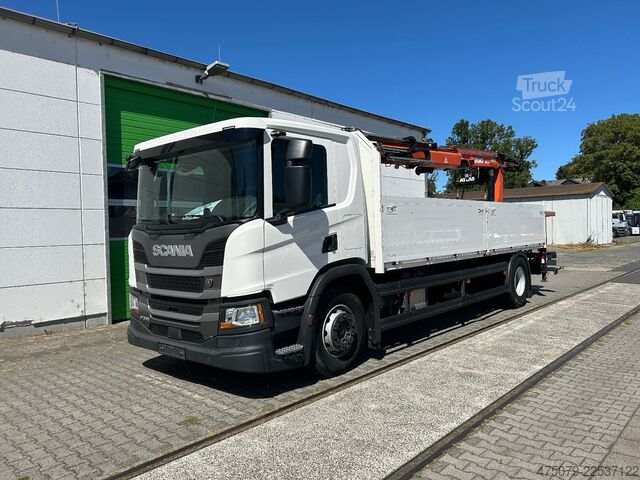 Ciężarówka z płaską platformą SCANIA P360 / Atlas 145 + Zange