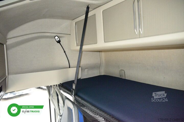 Standardowy ciągnik siodłowy VOLVO FH 460 Globetrotter XL Varios i-Save