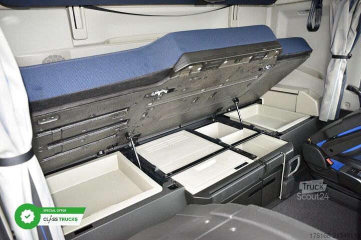 Standardowy ciągnik siodłowy VOLVO FH 460 Globetrotter XL Varios i-Save