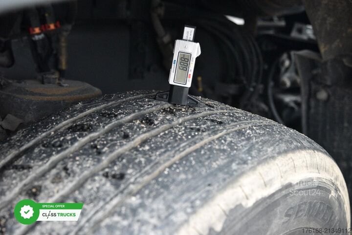 Standardowy ciągnik siodłowy VOLVO FH 460 Globetrotter XL Varios i-Save