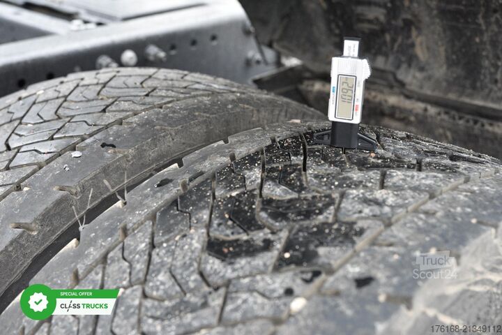 Standardowy ciągnik siodłowy VOLVO FH 460 Globetrotter XL Varios i-Save