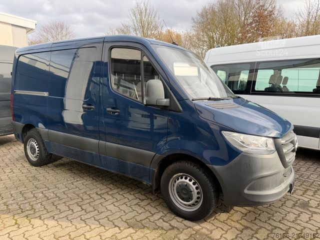 Kastenwagen MERCEDES-BENZ Sprinter 211 CDI Automatik Standheizung L1H1 AHK