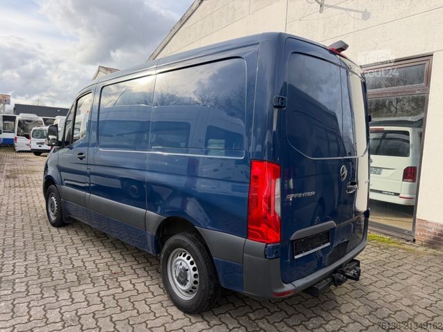 Kastenwagen MERCEDES-BENZ Sprinter 211 CDI Automatik Standheizung L1H1 AHK