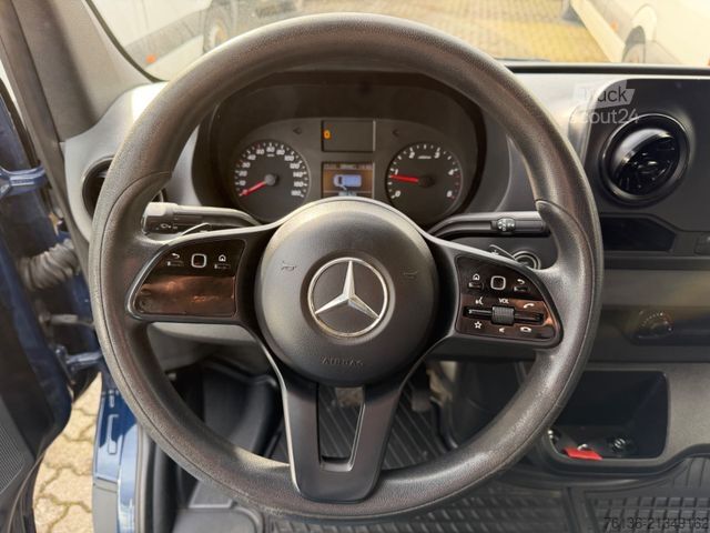 Kastenwagen MERCEDES-BENZ Sprinter 211 CDI Automatik Standheizung L1H1 AHK