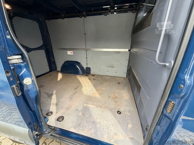 Kastenwagen MERCEDES-BENZ Sprinter 211 CDI Automatik Standheizung L1H1 AHK