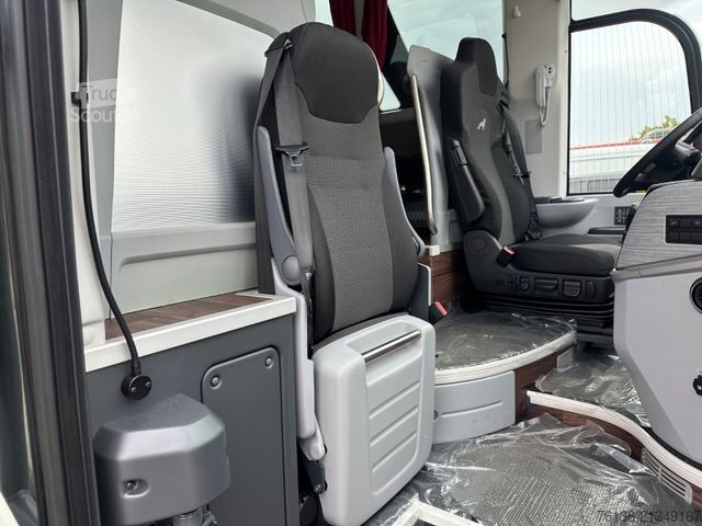 Tūrisma autobuss MAN Lions Coach R08 63 Sitze 3-Achsen 13.8m