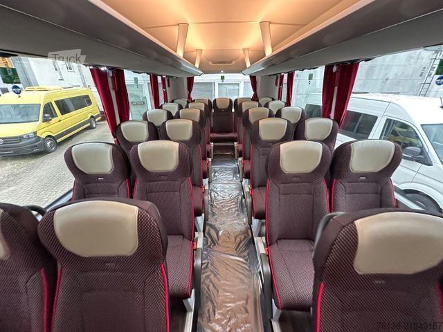 Tūrisma autobuss MAN Lions Coach R08 63 Sitze 3-Achsen 13.8m